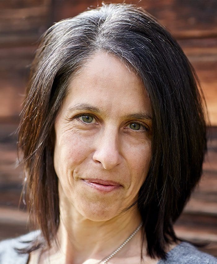 Beth Levison headshot